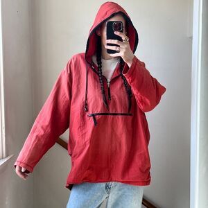 Vintage faded red windbreaker hooded jacket sporty gorpcore 90s oversized‎